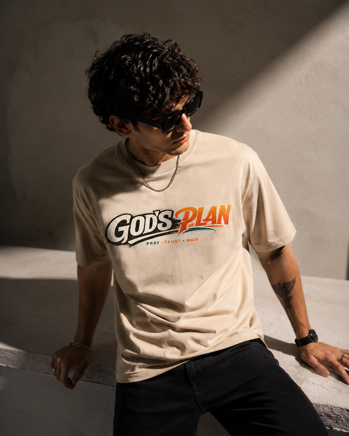 GOD'S PLAN — Regular Fit T-Shirt